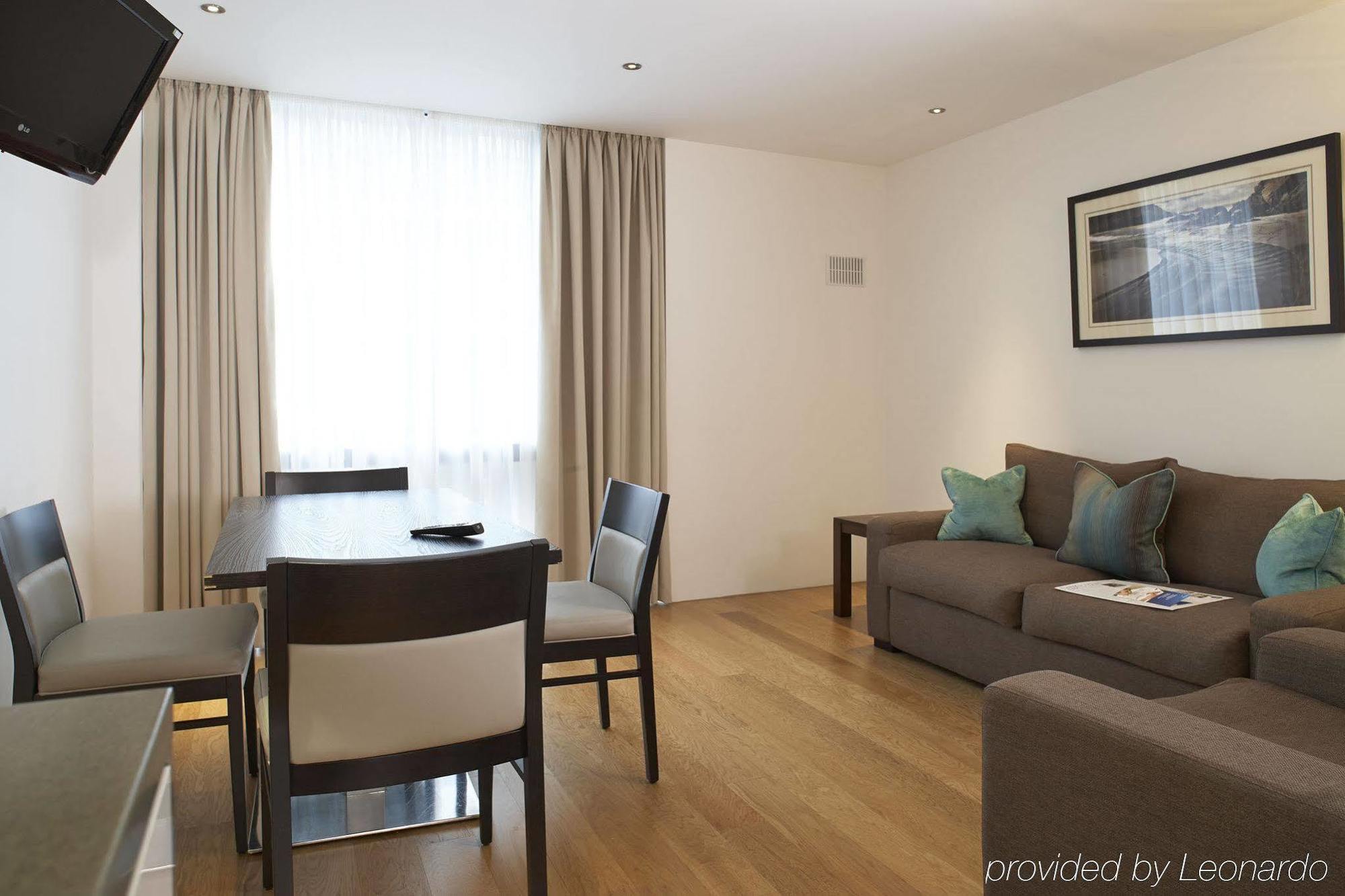 Residence Inn By Marriott London Kensington Екстер'єр фото