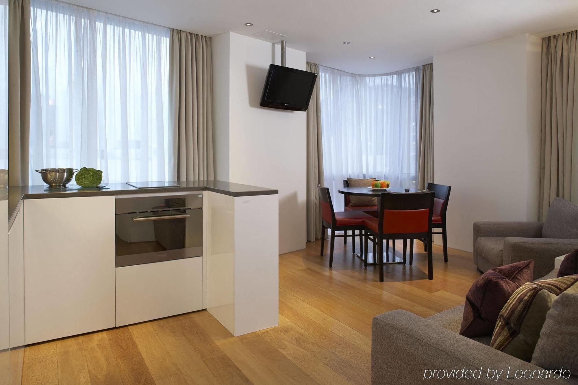 Residence Inn By Marriott London Kensington Екстер'єр фото